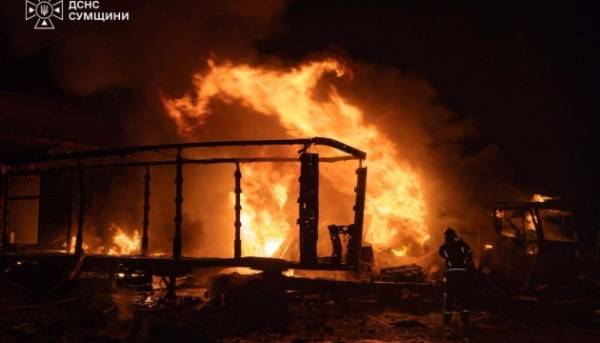 У Сумах внаслідок обстрілу російськими військами загинули троє водіїв компанії «Нова пошта».