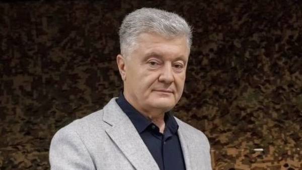 Порошенко: Активізація дипломатичних зв’язків зі Сполученими Штатами створює сприятливі умови для припинення бойових дій.