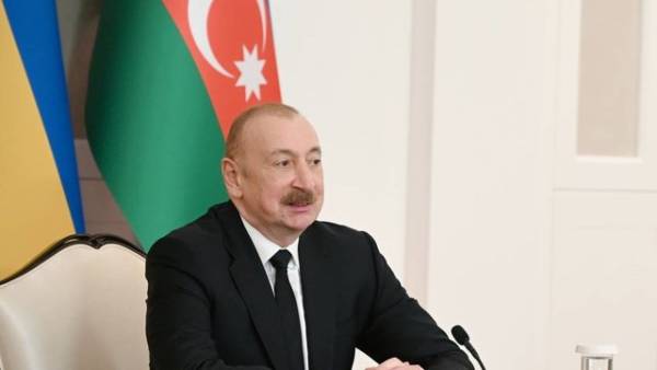ЗМІ: Алієв розповів про конфіденційну зустріч у Баку колишніх представників Німеччини та Росії.