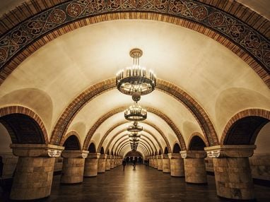 Київський метрополітен спричинить 97% збитків комунального транспорту у 2025 році.
