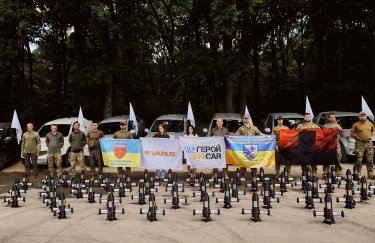 Натомість, аніж обговорювати внутрішні трансформації, ми зосередилися на конкретних,…