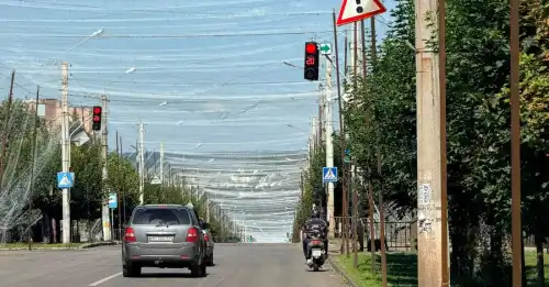 Між укріпленими позиціями та буденністю: як існує Краматорськ за 15 кілометрів від…