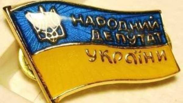 Жупанин підтвердив своє бажання відмовитися від депутатського мандату і очікує голосування у Верховній Раді.