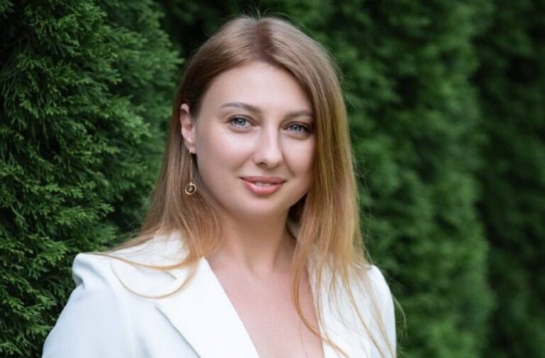 «Переїзд до США не став початком з нуля»: стоматологиня Анна Іщик про професію, дітей та нові цілі