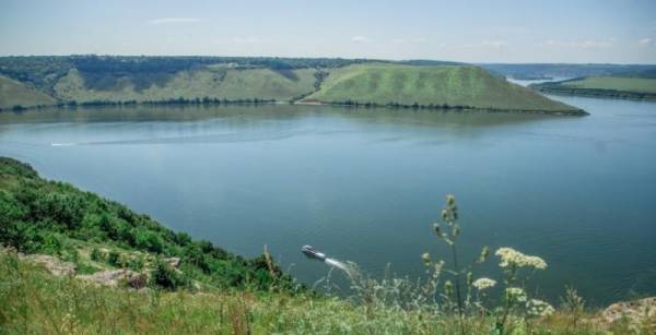 Обмеження водокористування для 185 споживачів в Україні через низький рівень води — КУРКУЛЬ