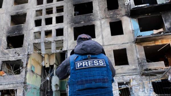 Україна відреагувала на сім заяв Ради Європи щодо небезпек та перешкод для роботи медійників ➜ ZMINA