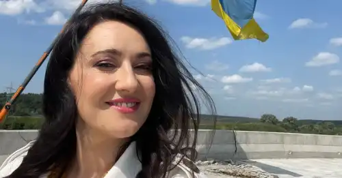 Соломія Вітвіцька продемонструвала свій дебютний випуск новин ТСН, якому 15 років
