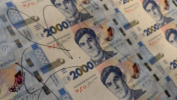 Нацбанк має намір переглянути банківські касові процедури перед запуском купюри номіналом 2000 гривень