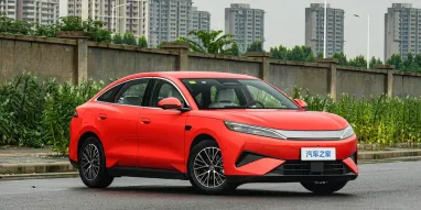 BYD представив сильну альтернативу Skoda Octavia за $14 700 (фото)