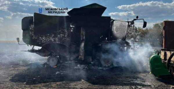 Російські загарбники обстріляли комбайн на Дніпропетровщині, внаслідок чого загинув аграрій — КУРКУЛЬ