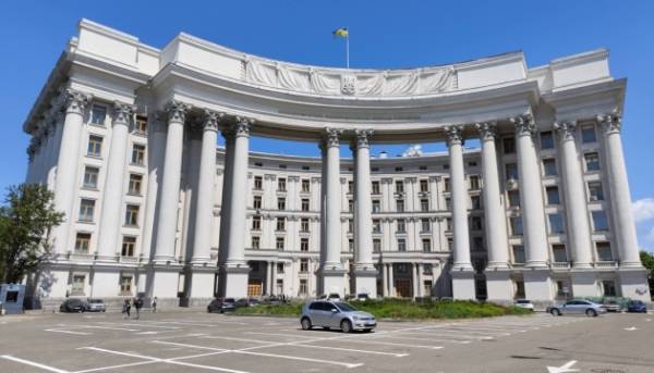 Українське МЗС настійливо закликає ОБСЄ триматися непохитної позиції стосовно нелегальності російських «виборів» на захоплених українських землях.
