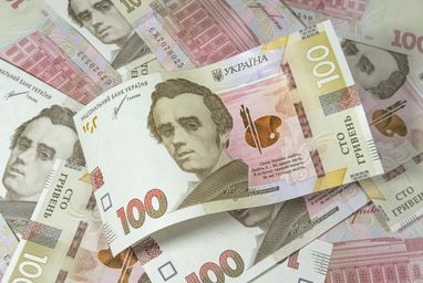 Середній дохід в Україні подолав позначку у 32,7 тис. гривень: регіони з найвищими виплатами