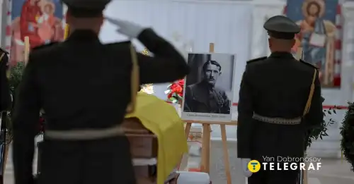 У столиці України з військовими почестями прощаються з керівником ОУН Коновальцем
