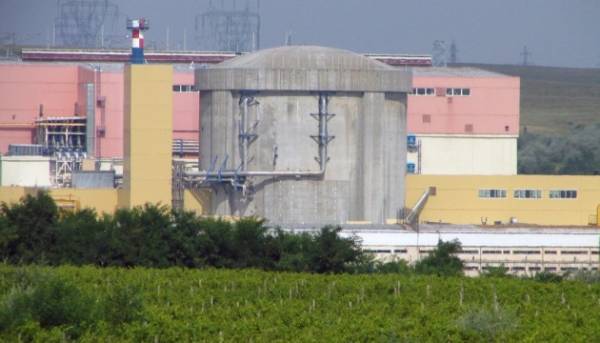 У Румунії наміри потопити чотири баржі задля покращення водяного потоку до АЕС.