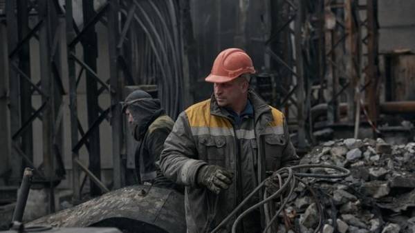 “ДТЕК Мережі” відновили 240 об’єктів енергетики, що постраждали від бойових дій, за першу половину 2026 року.
