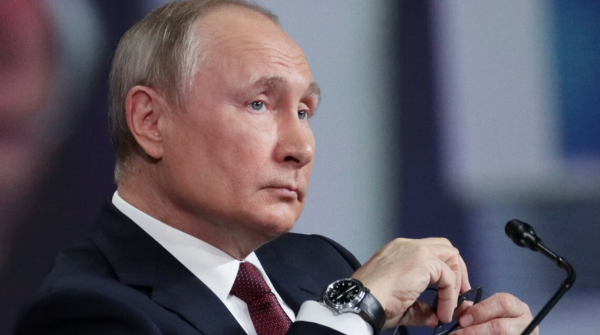 Згідно з Bloomberg, Путін прагне наростити атаки на Україну, оскільки вважає переговори безплідними.