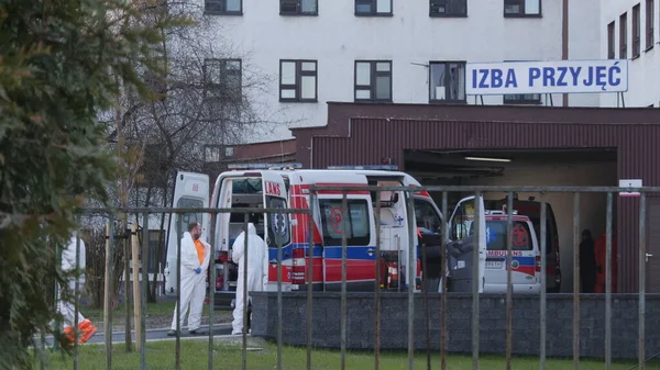 Зміни до правил щодо лікарняних в Польщі: що потрібно знати українцям — від Мінфіну
