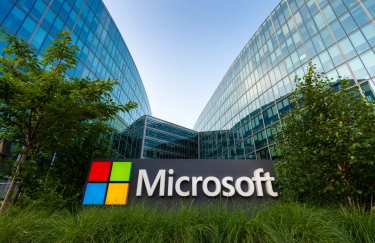 Ринкова вартість Microsoft збільшилася майже на 450 мільярдів доларів за добу, встановивши новий історичний максимум.