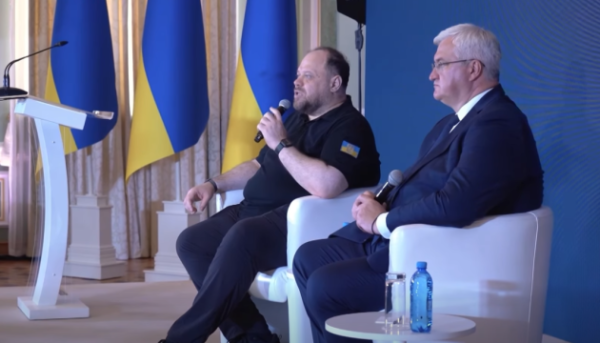 Стефанчук визначив головні напрямки для української дипломатії: військова допомога, енергетичний сектор та фінансова підтримка.