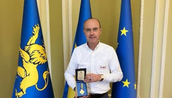 Почесного консула України в Нідерландах нагороджено відзнакою Львівської обласної ради