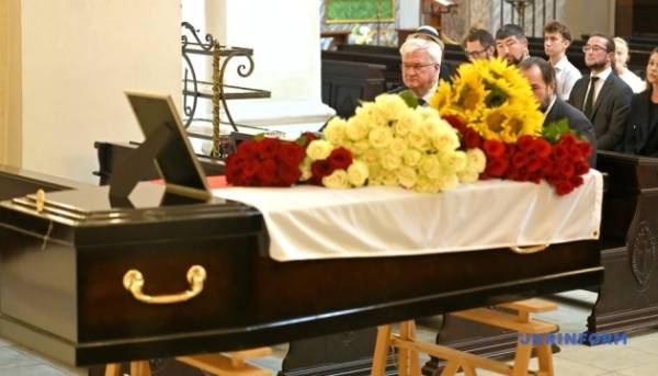 У Харкові загиблого польського добровольця поховали в Києві