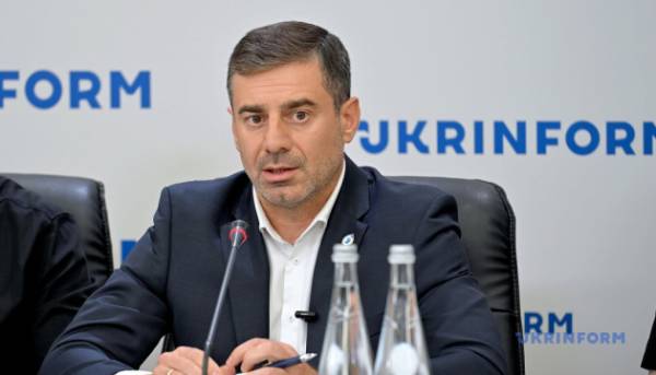 Омбудсмен: Тривають переговори щодо визволення 28 українських журналістів зі списку окремо