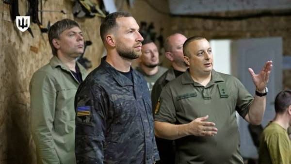Глава оборонного відомства терміново навідалася до Херсонщини з подачі регіональної адміністрації