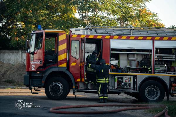 Росія завдала удару по Одеській області: троє постраждалих, серед них 16-річна дівчина ➜ ZMINA