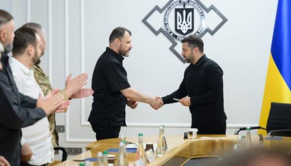 Зеленський презентував Клименка колективу РНБО