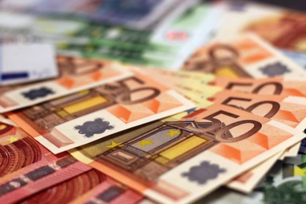 Курс валют у п’ятницю, 31 липня: євро зріс на 17 копійок — Мінфін