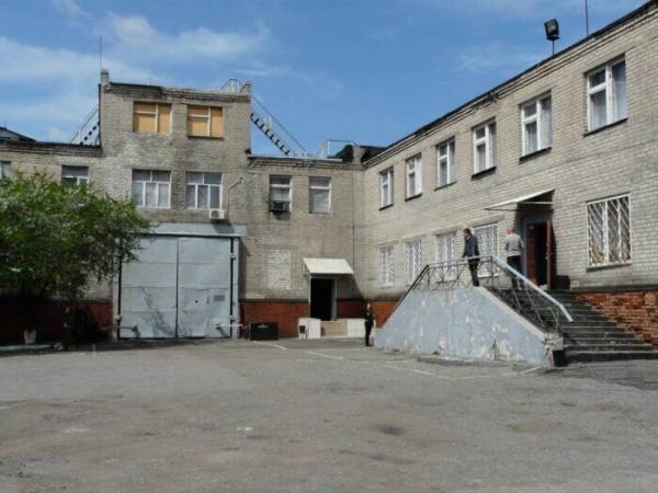 Шістьох українців, яких незаконно засудили, було переведено з окупованої Макіївки до Росії ➜ ZMINA