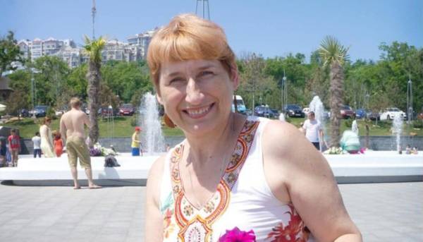 Згідно з інформацією від ZMINA, Ірину Левченко кожні десять днів транспортують з Донецька до Мелітополя для виконання слідчих дій.