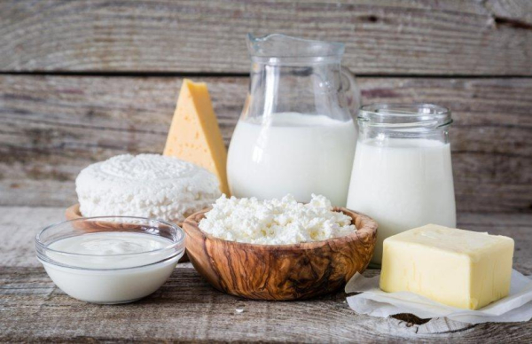 Україна нарощує імпорт молочної продукції, випереджаючи експорт