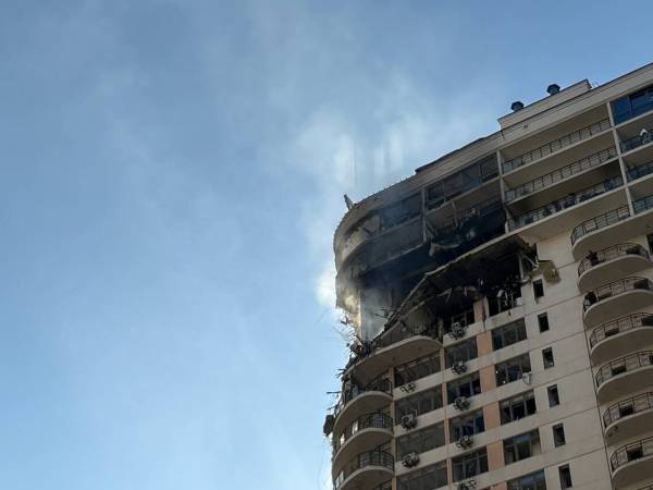 Росія завдала ракетного удару по Одесі: є постраждалі