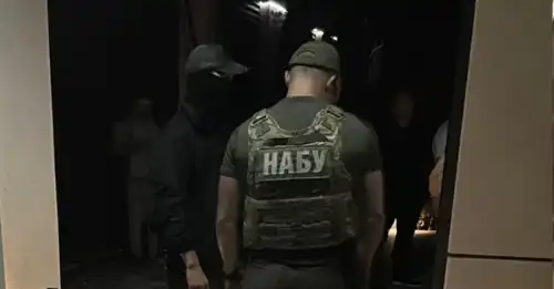 Плівки чиновника ОГП: “Єб*ти – так королеву, красти – так мільйон”