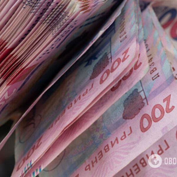 Українці обирають надійні банки: де зберігають свої заощадження