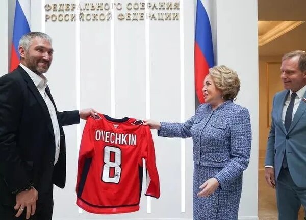 Овечкін пояснив підтримку “Єдиної Росії” та свою позицію щодо України