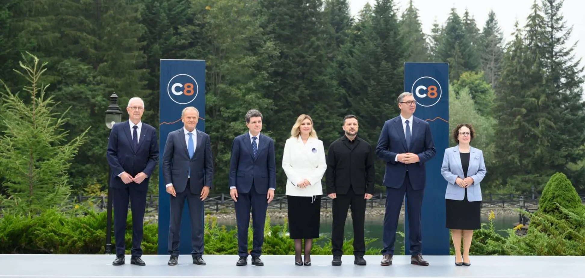 Установчий саміт C8 у Карпатах
