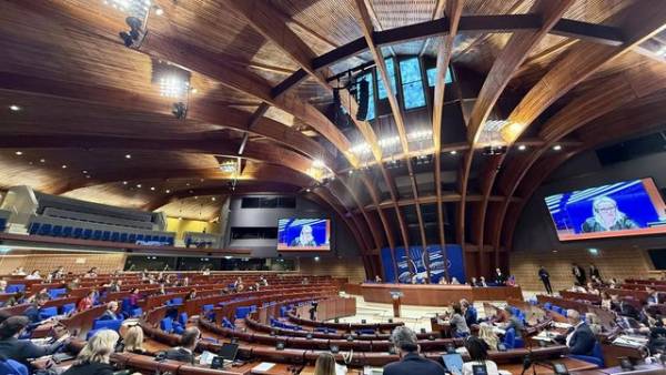 Кравченко не поїде до Парижа: ПАРЄ не підтвердила його відрядження