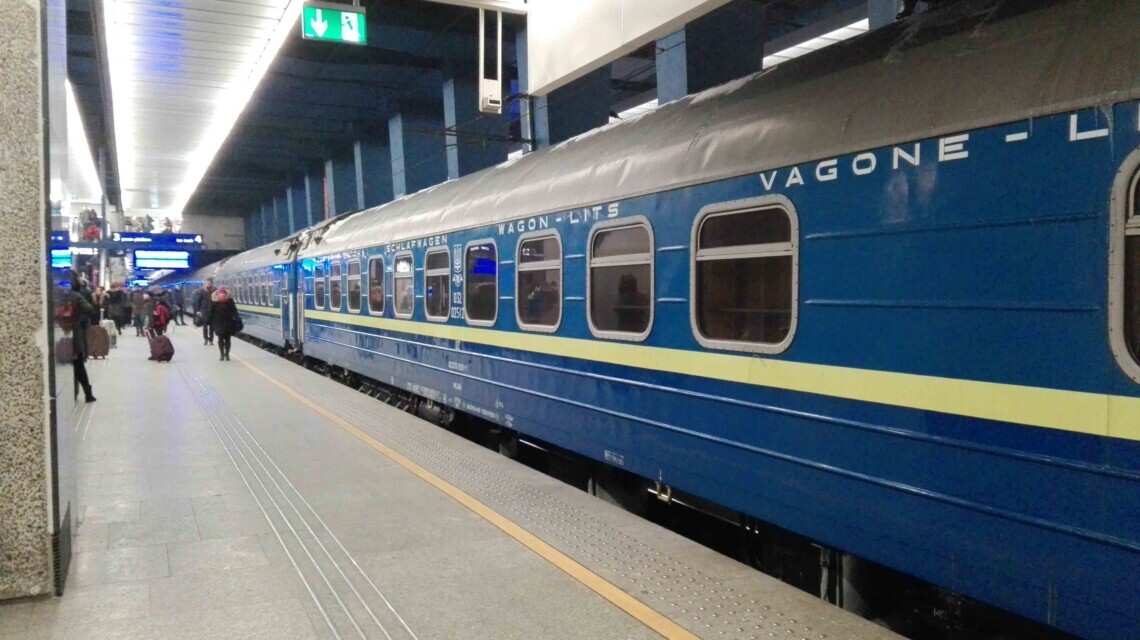 Атака біля кордону з Польщею – росіяни вдарили по локомотиву поїзда Київ – Варшава0