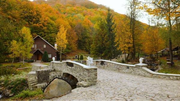 Осінній краєвид Закарпаття