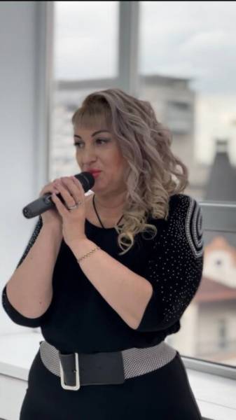 Вокал як антистрес: дніпряни знаходять порятунок у співі під час війни