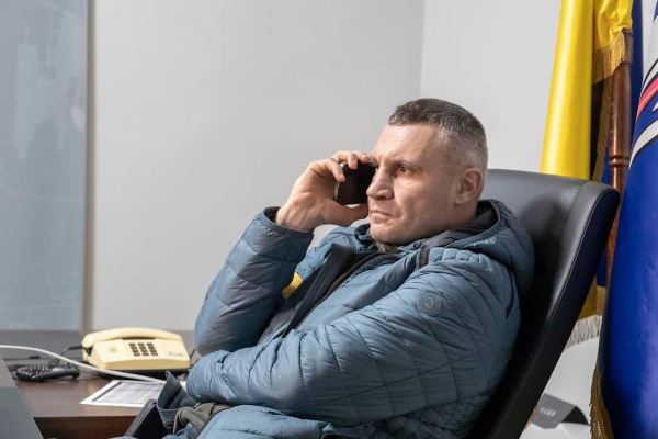 Суд зупинив розширення повноважень Кличка на вимогу Ткаченка