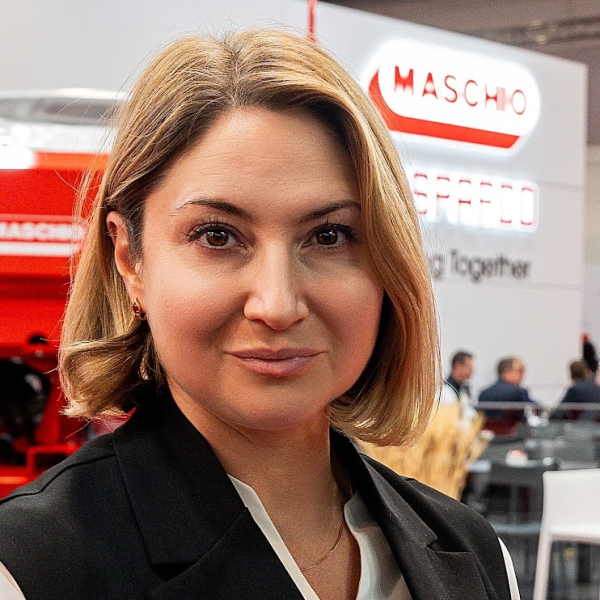 Олена Богачева