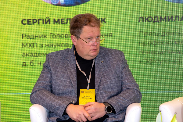 Радник голови правління МХП з наукових питань, професор Сергій Мельничук.